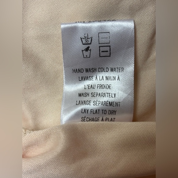 Tobi Embroidered Short fit-and-flare Dress Size Large in gently used condition - Picture 9 of 11